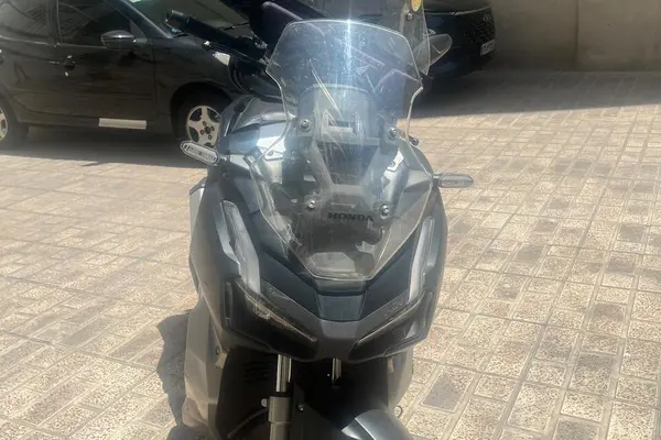 هوندا  ADV 150