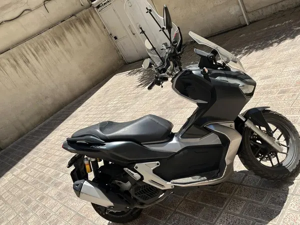 هوندا  ADV 150