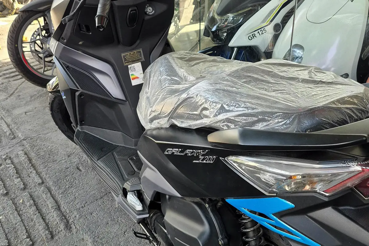اس وای ام  گلکسی J 200
