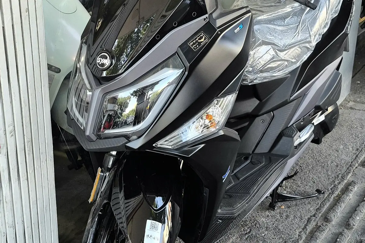 اس وای ام  گلکسی J 200