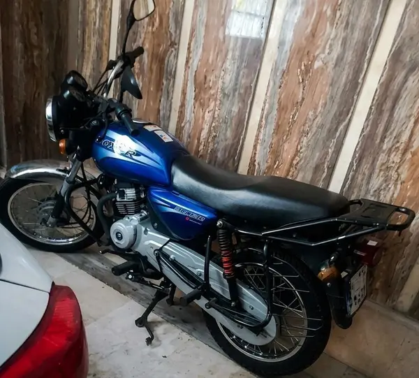 باجاج  بوکسر 150