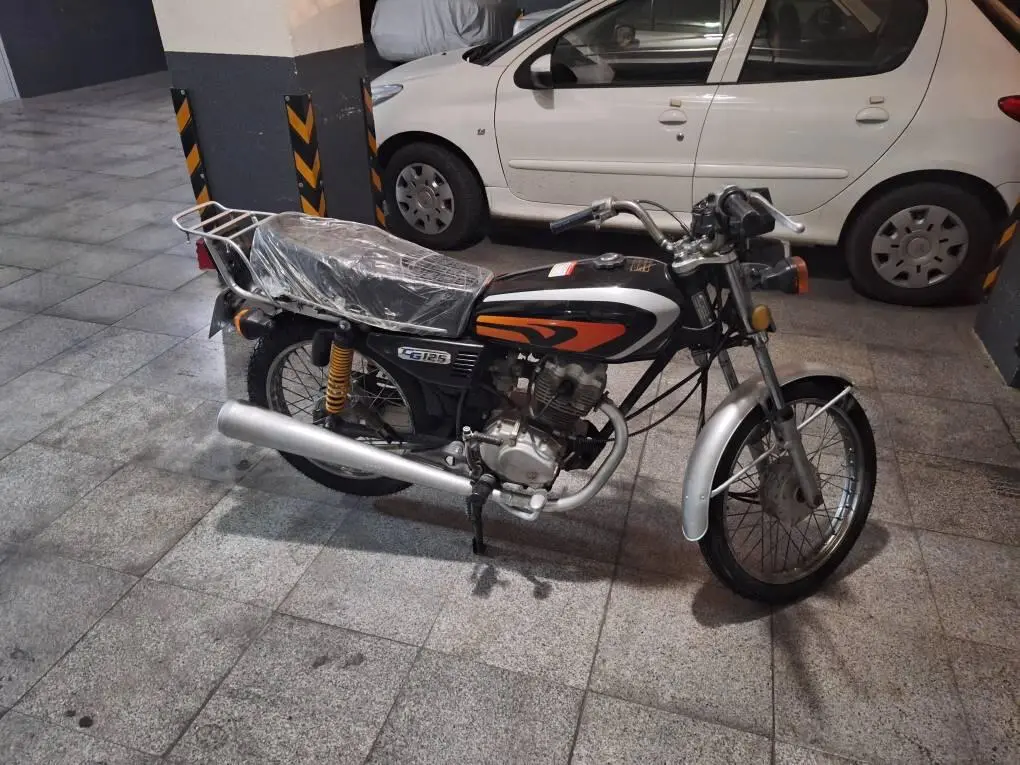 کویر موتور،  CDI125