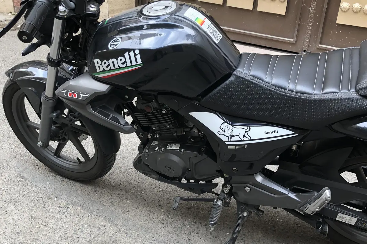بنلی،  TNT 150