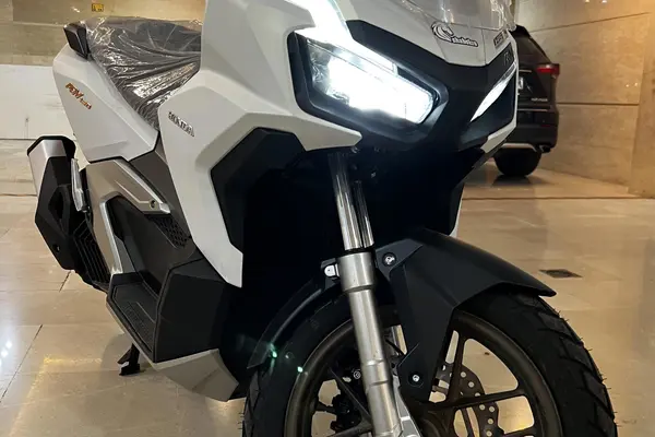 هوندا  ADV 160