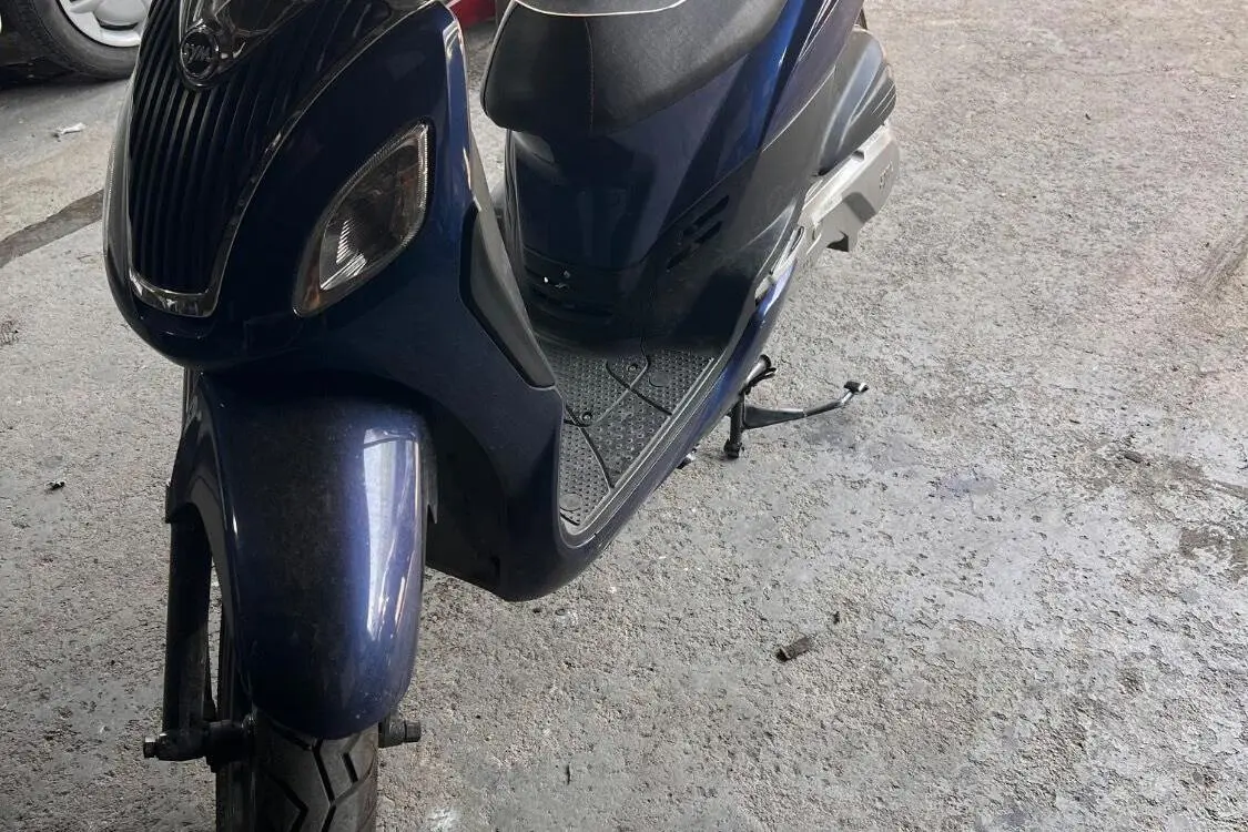 اس وای ام  200