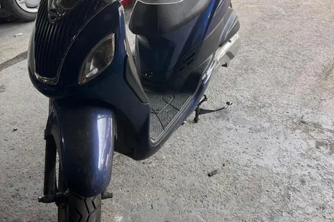 اس وای ام، 200