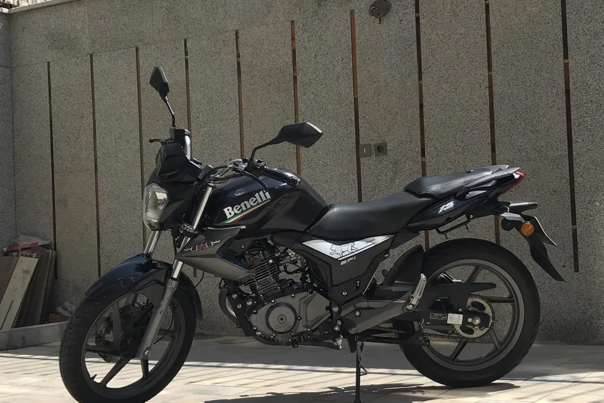 بنلی،  TNT 150