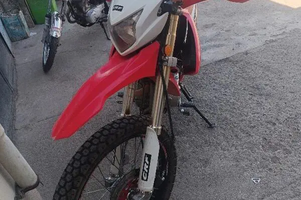 جهان همتا  فلات CRF200