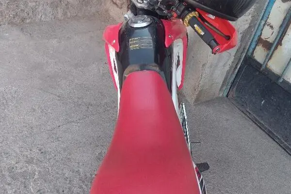 جهان همتا  فلات CRF200