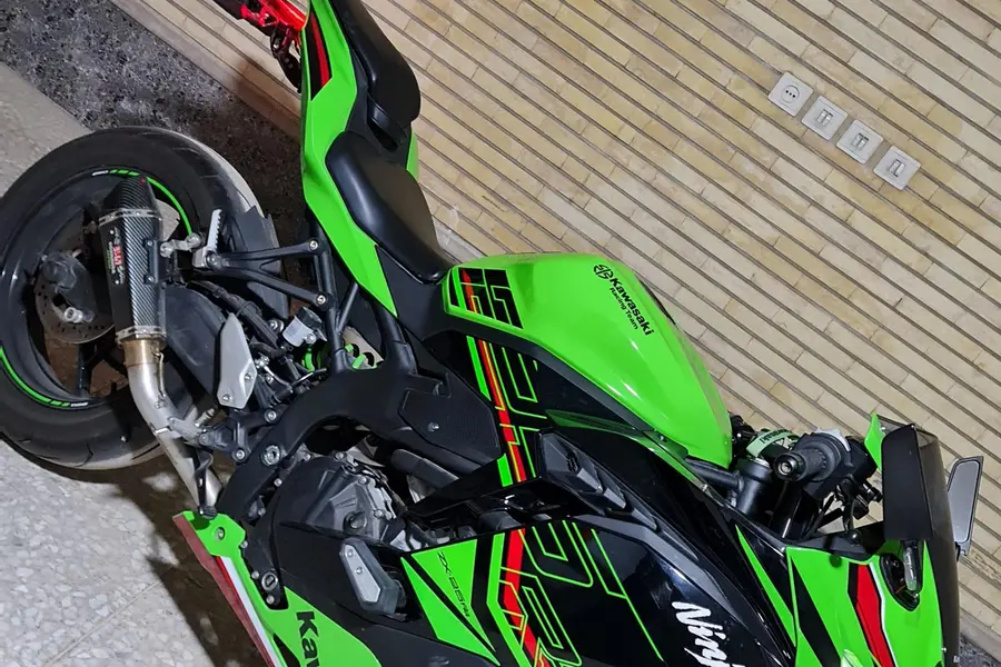 کاوازاکی، نینجا ZX-25RR