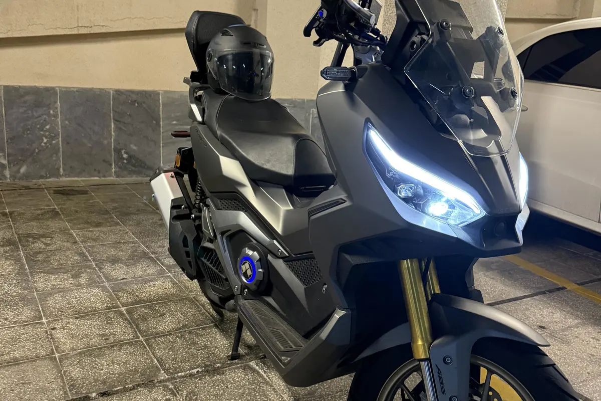 آراز خودرو،  ARX 180