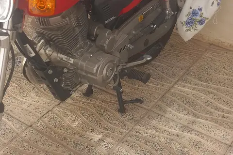 متین خودرو، CRF 200