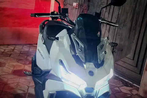 اس وای ام، ADV 175