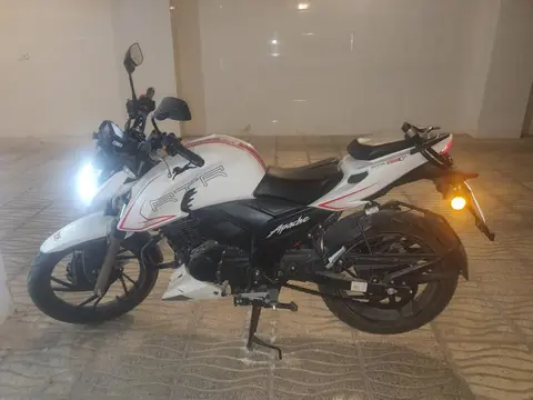 تی وی اس، آپاچی 200