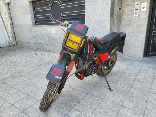 یاماها  DT 200