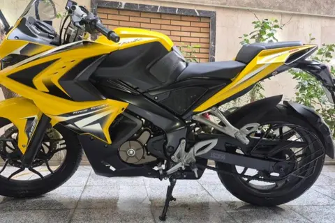 باجاج، پالس 200RS