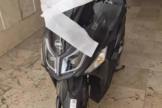 اس وای ام،  گلکسی J 200