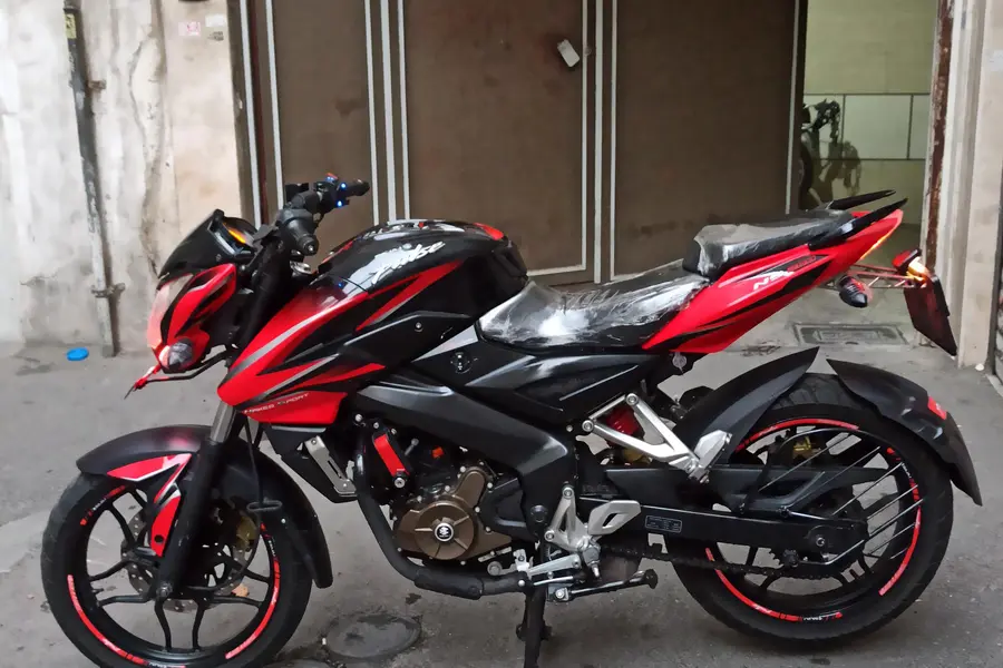 باجاج، پالس 200NS