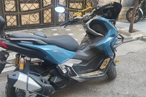 هوندا، ADV 160