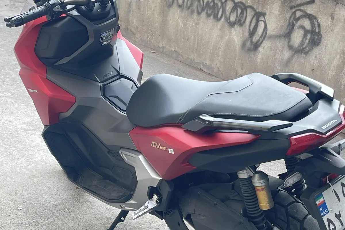 هوندا،  ADV 160