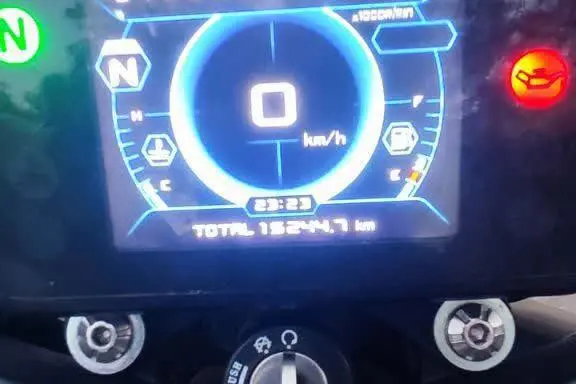 بنلی  TNT 300