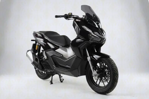 هوندا  ADV 160