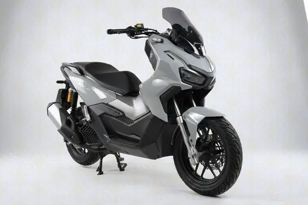 هوندا  ADV 160