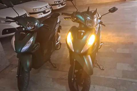 توسن محركه شرق، باسل 125
