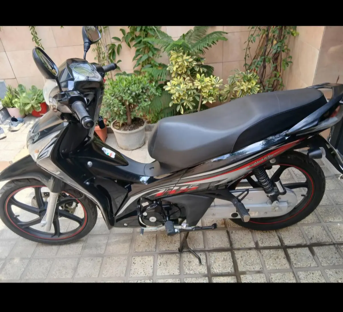 کرمان سیکلت،  S300