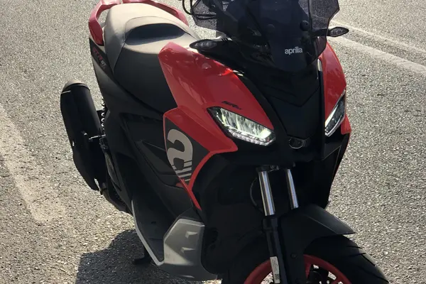 آپریلیا  STR GT 175S
