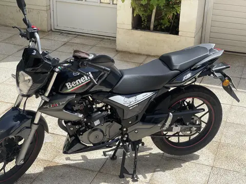 بنلی، TNT 150