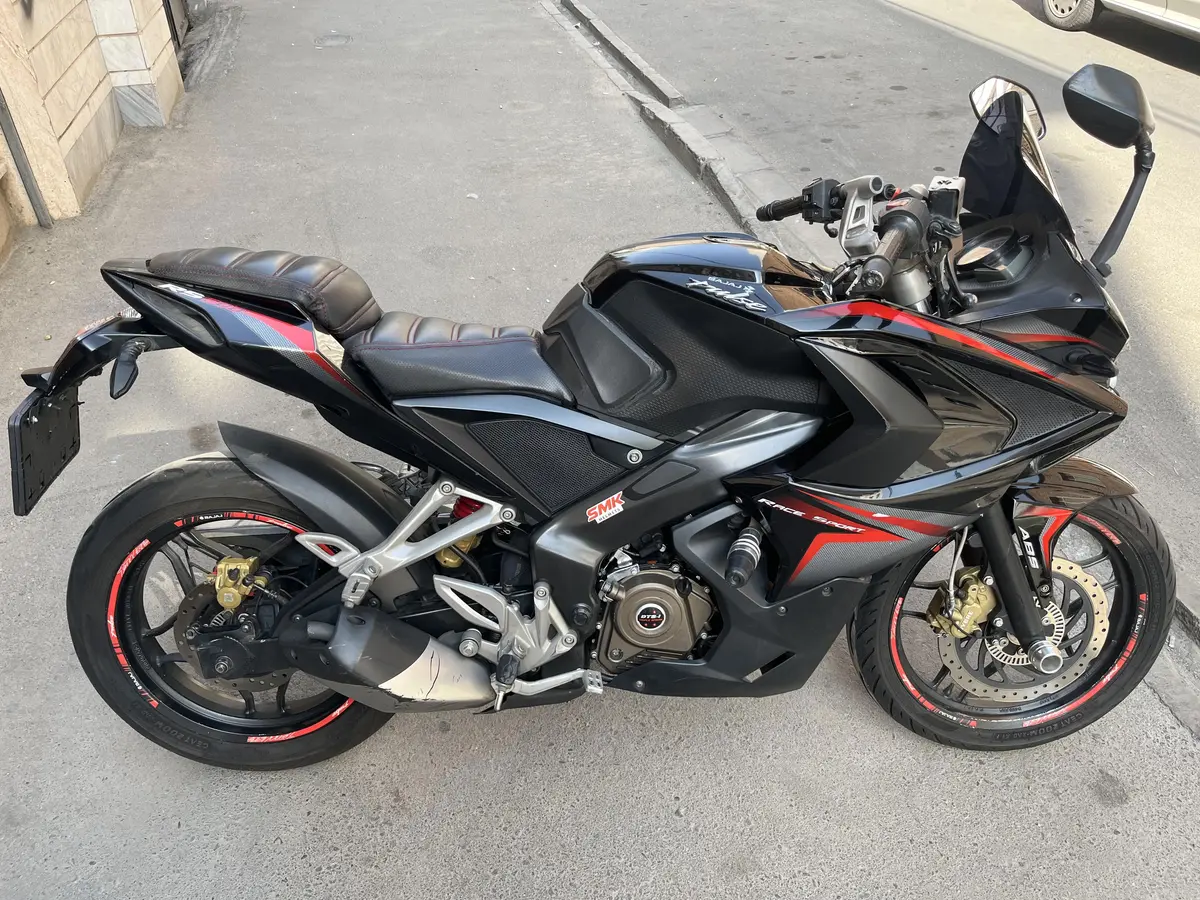 باجاج،  پالس 200RS