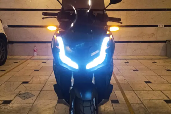 هوندا  ADV 160