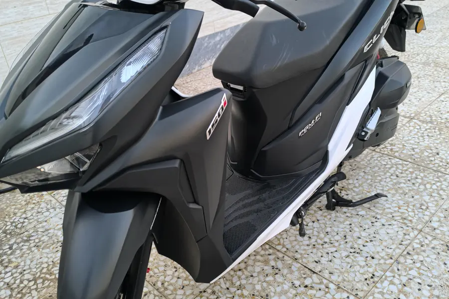 توسن محركه شرق، تکنو واریو 150