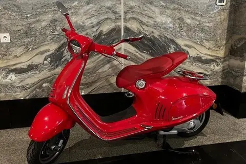 وسپا، 946-125CC