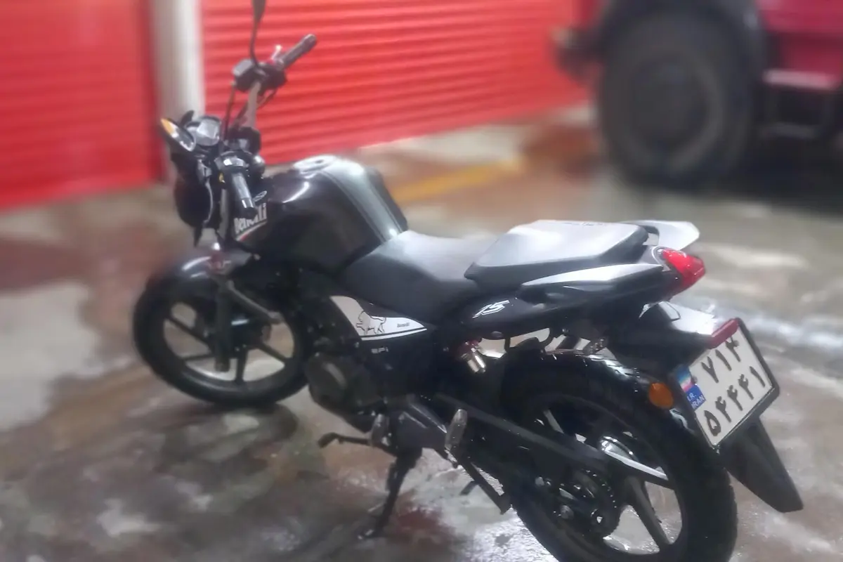 بنلی،  TNT 150