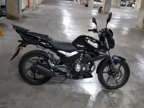 بنلی، TNT 150