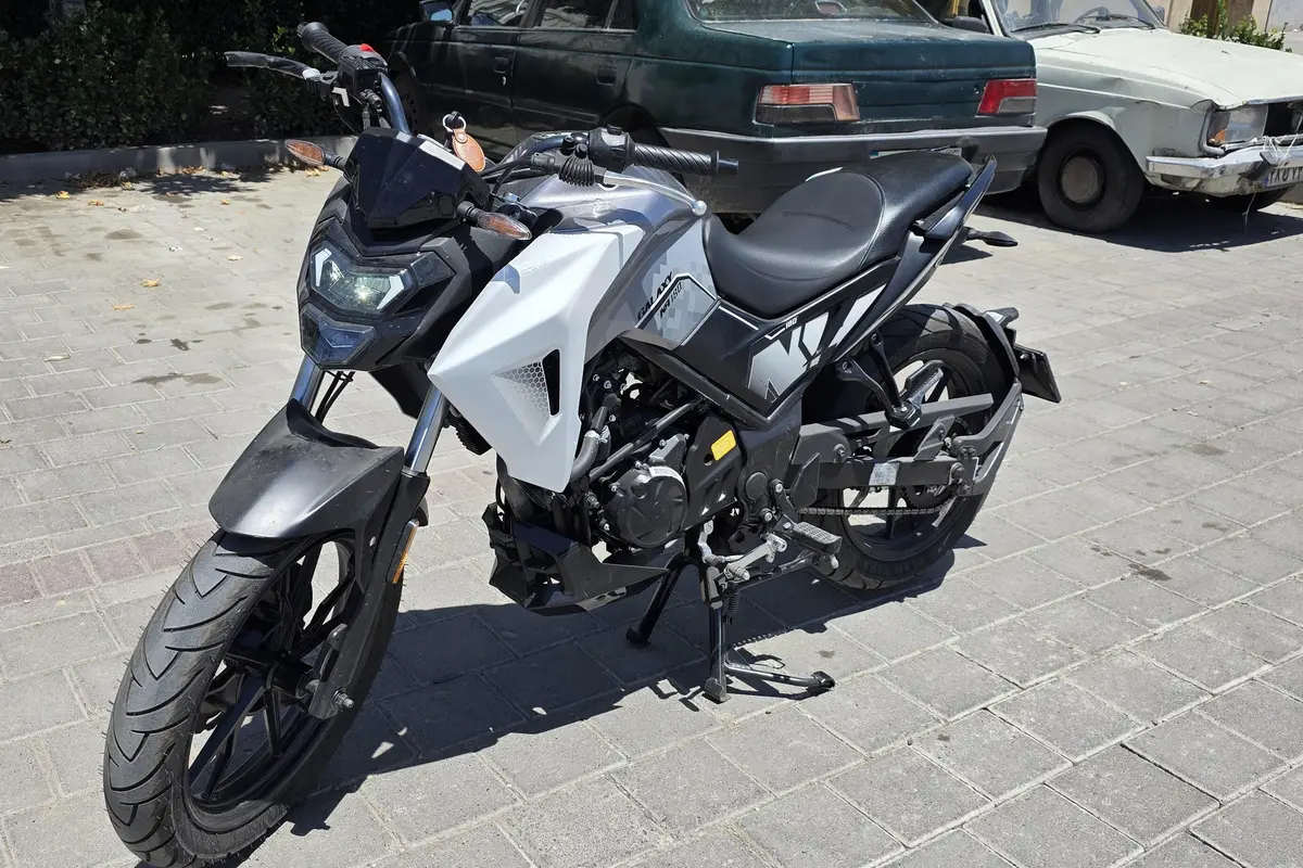 اس وای ام،  گلکسی NA 180
