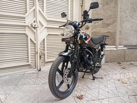 اس وای ام، لاکی BX185