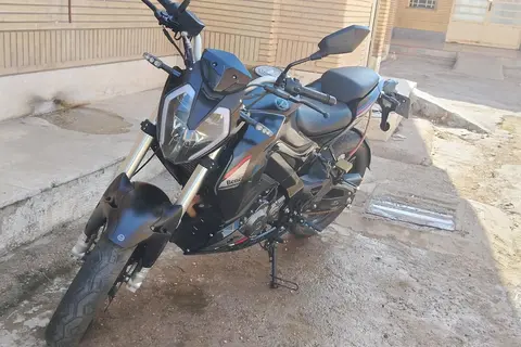 بنلی، TNT 180S