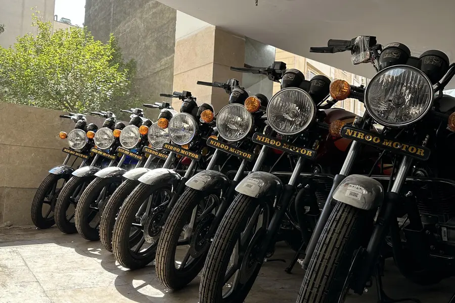 نیرو موتور شیراز، بوکسر BX 200