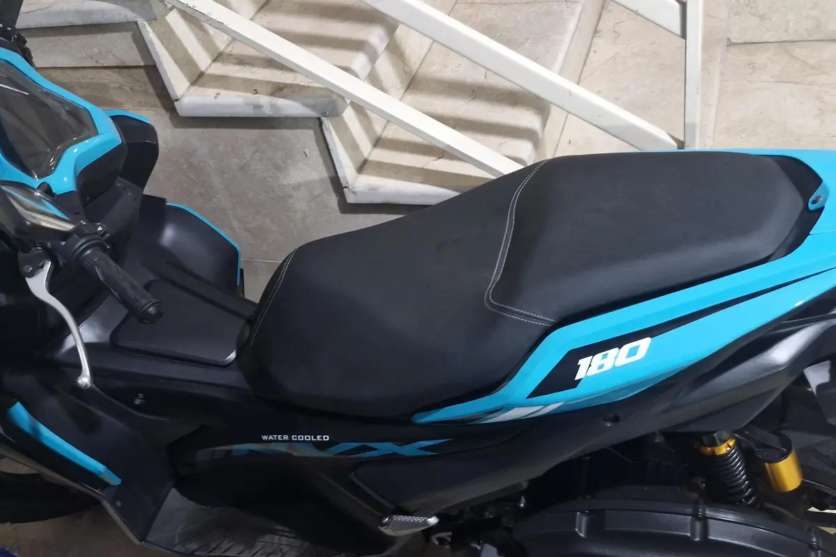 کبیر موتور،  NVX 180