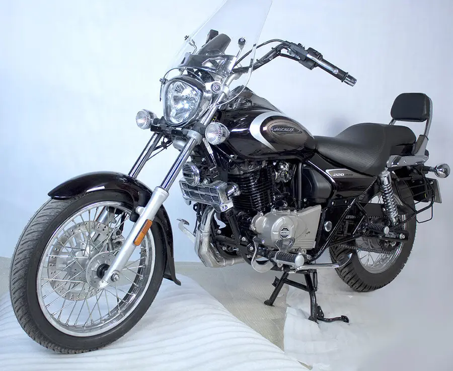 باجاج، اونجر 220