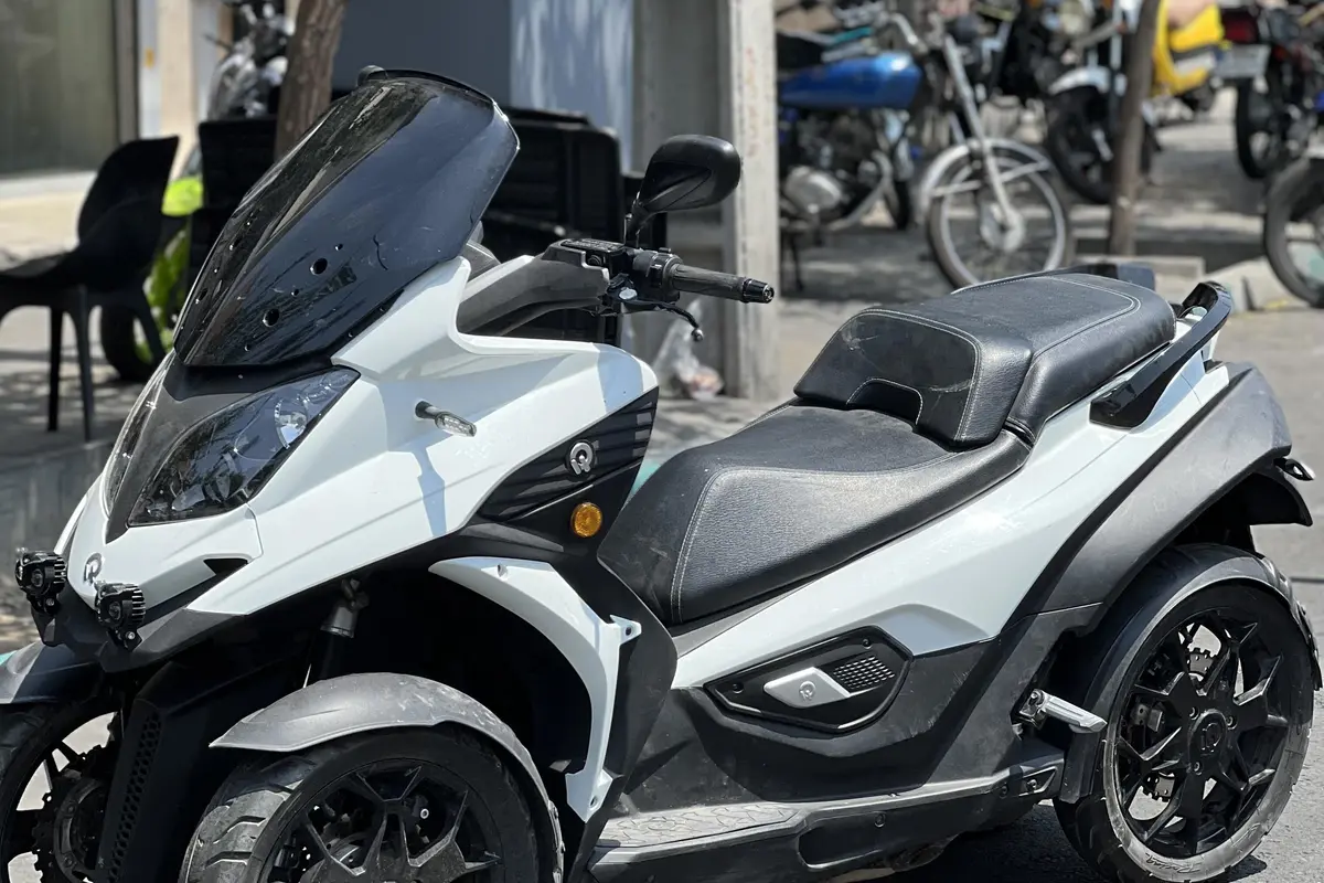 کوادرو،  400