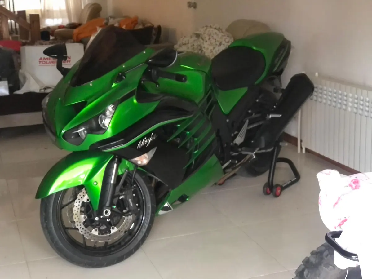 کاوازاکی،  نینجا ZX-14R