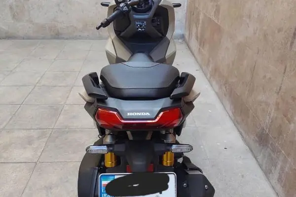 هوندا  ADV 160