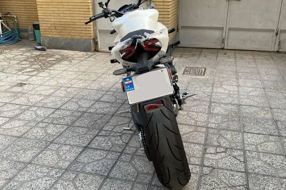 دوکاتی،  STREETFIGHTER
