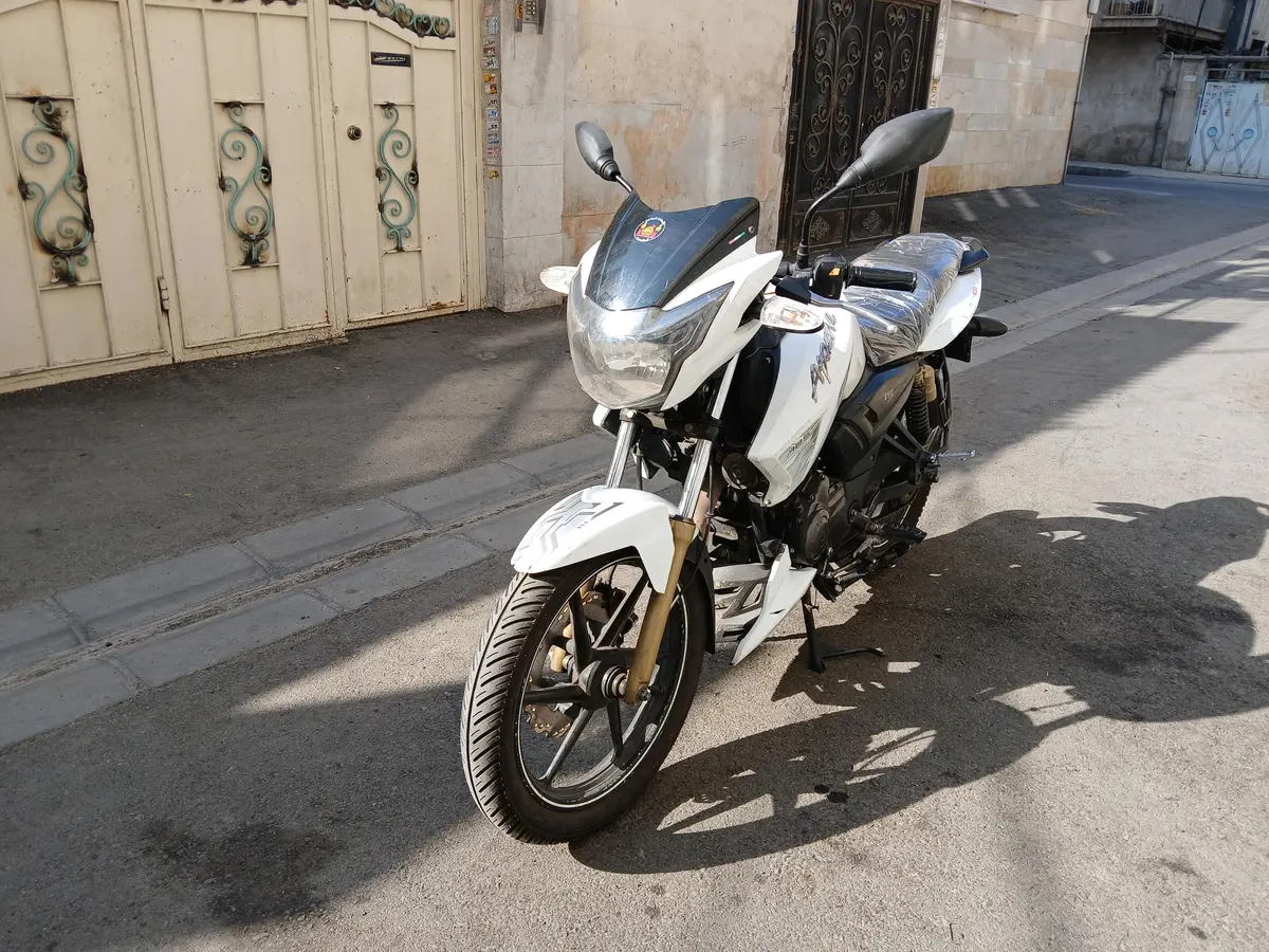 تی وی اس،  آپاچی 180