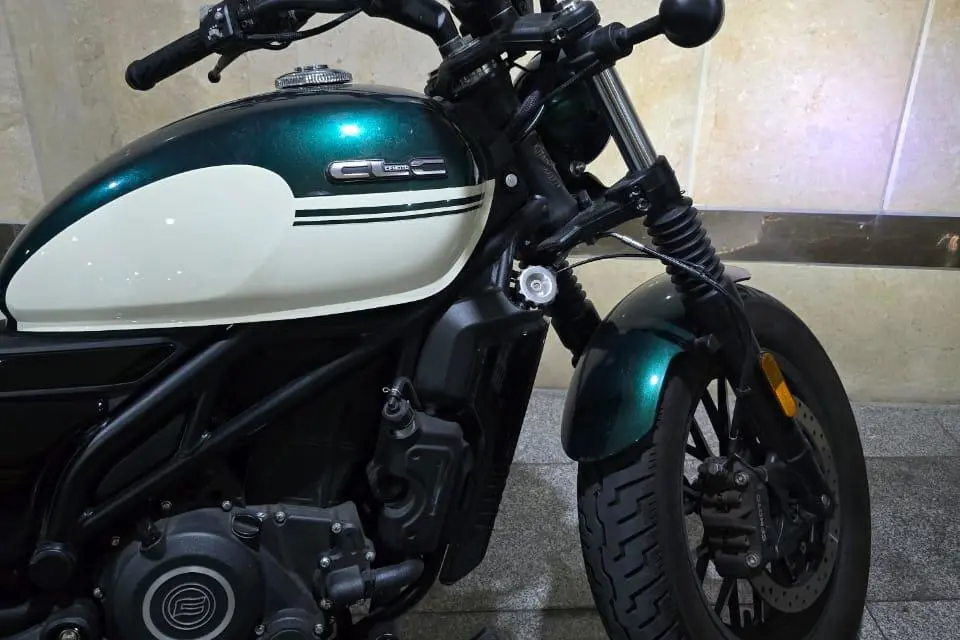جهان رو،  CF 250