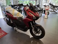 هوندا، ADV 160